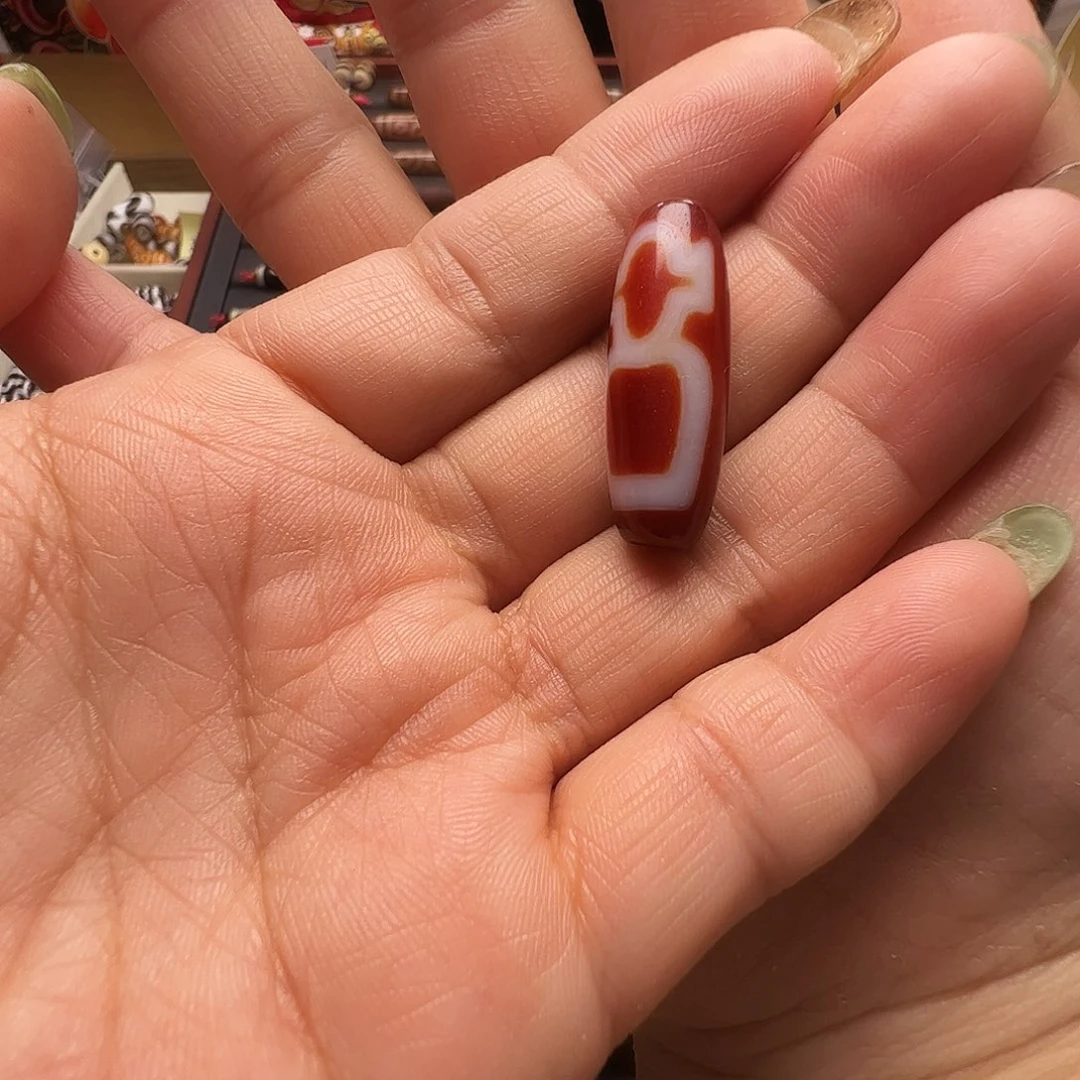 颈饰玛瑙未镶嵌小*子11111111111111111