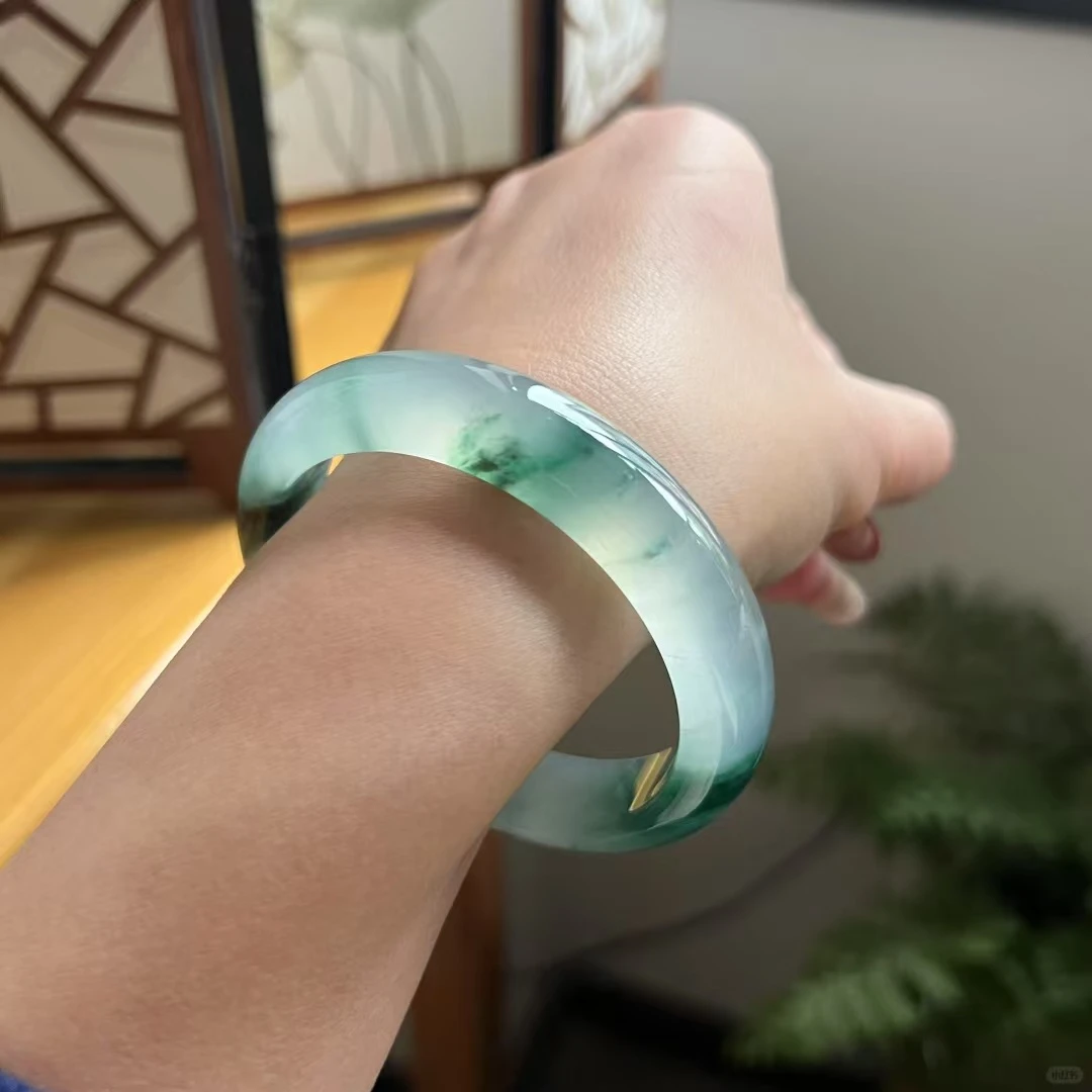 清新仙女镯美镯时尚冰透温润美人镯女款百搭配饰