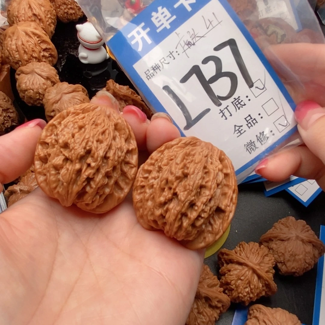 吊坠桃核核桃虎头