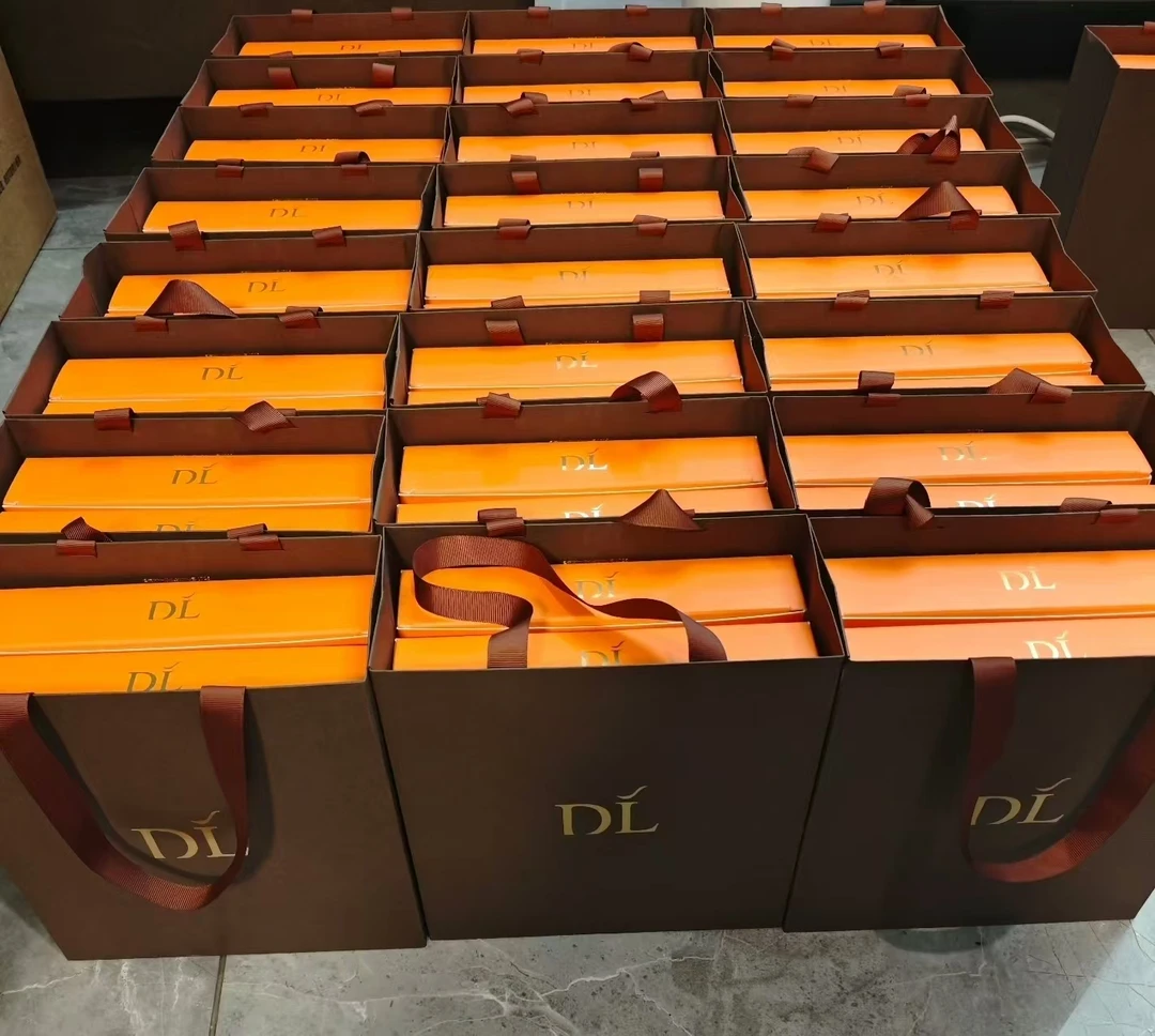 许昌超市代购自营品牌月饼礼盒礼品袋子