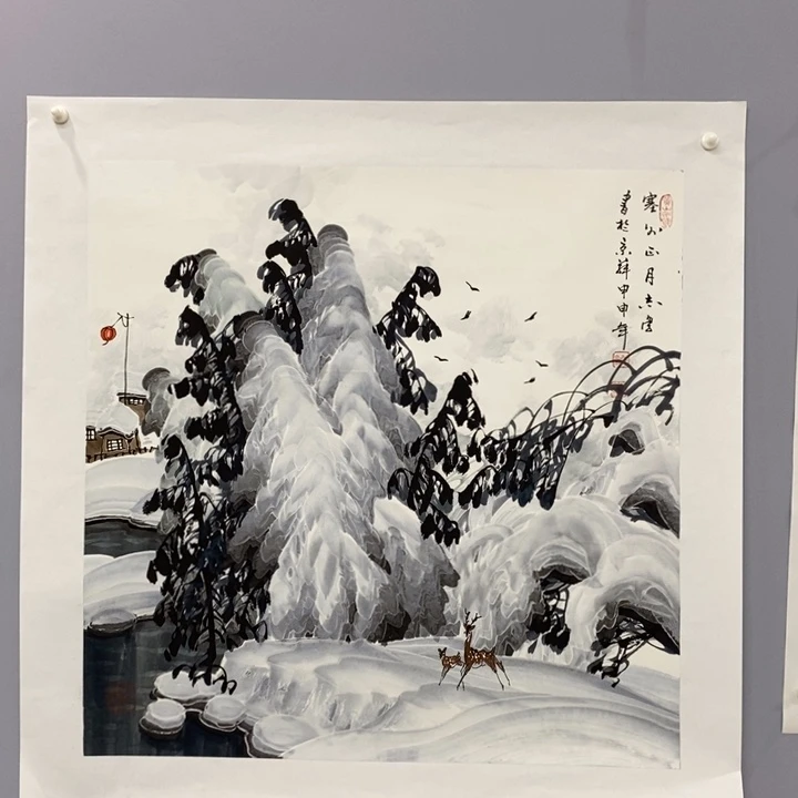 手绘作品等多种形式进行