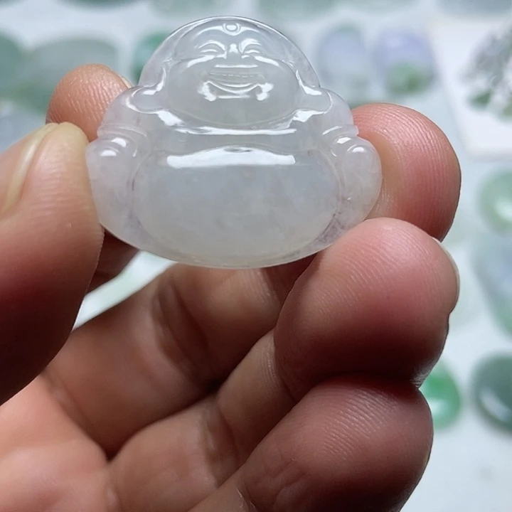 翡翠未镶嵌颈饰佛公