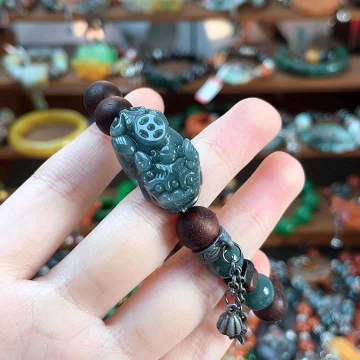 翡翠未镶嵌手链饰品