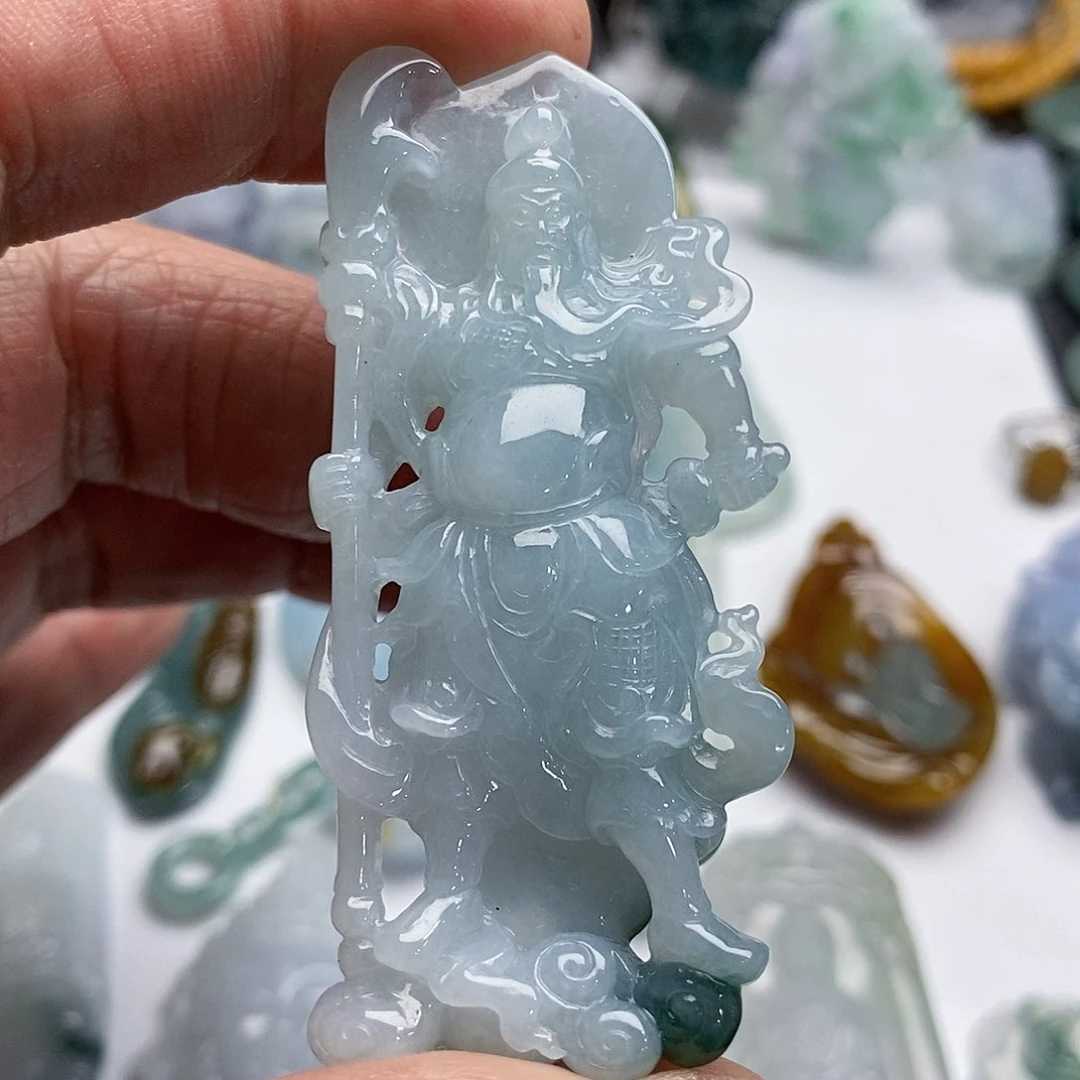 翡翠未镶嵌颈饰关二爷