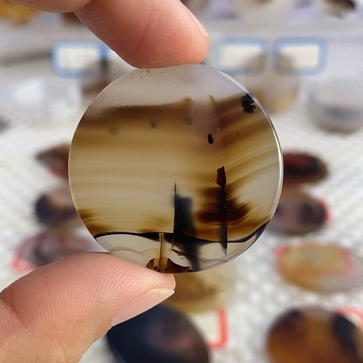 玛瑙/玉髓合金颈饰