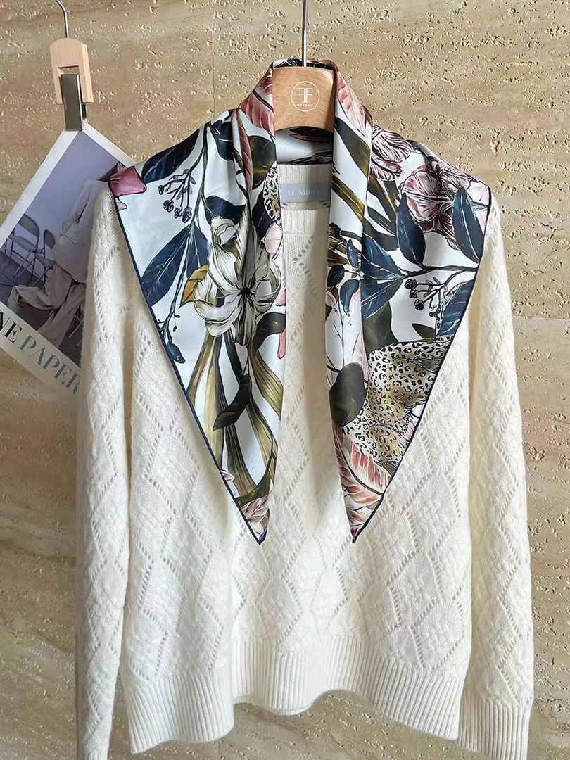 沐芽【海岛知秋】65CM桑蚕丝双面粗斜纹印花方巾 复古气质时尚丝巾