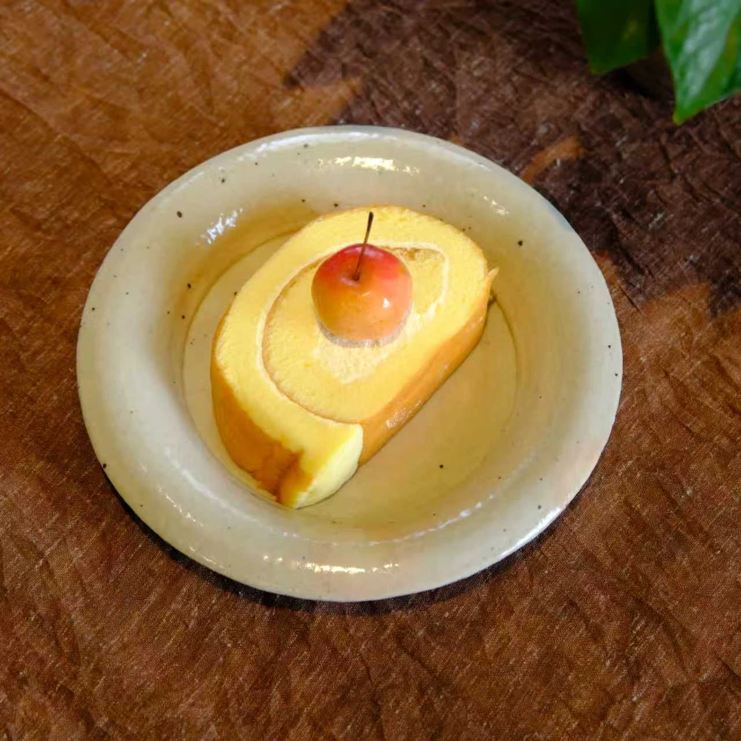 小喜宅 麋鹿反边盘（口径约17cm）