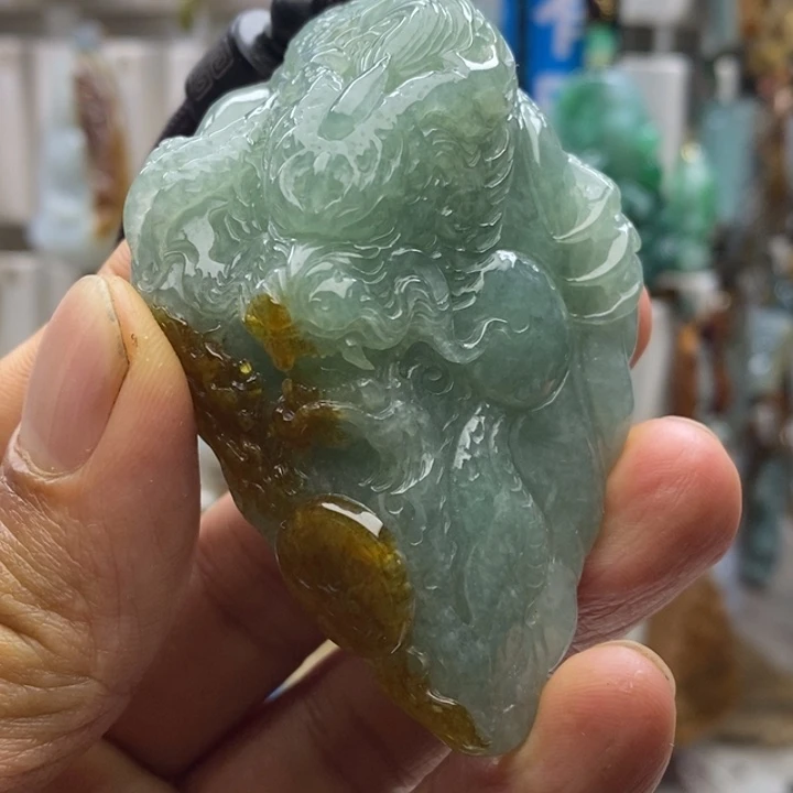 颈饰未镶嵌翡翠财