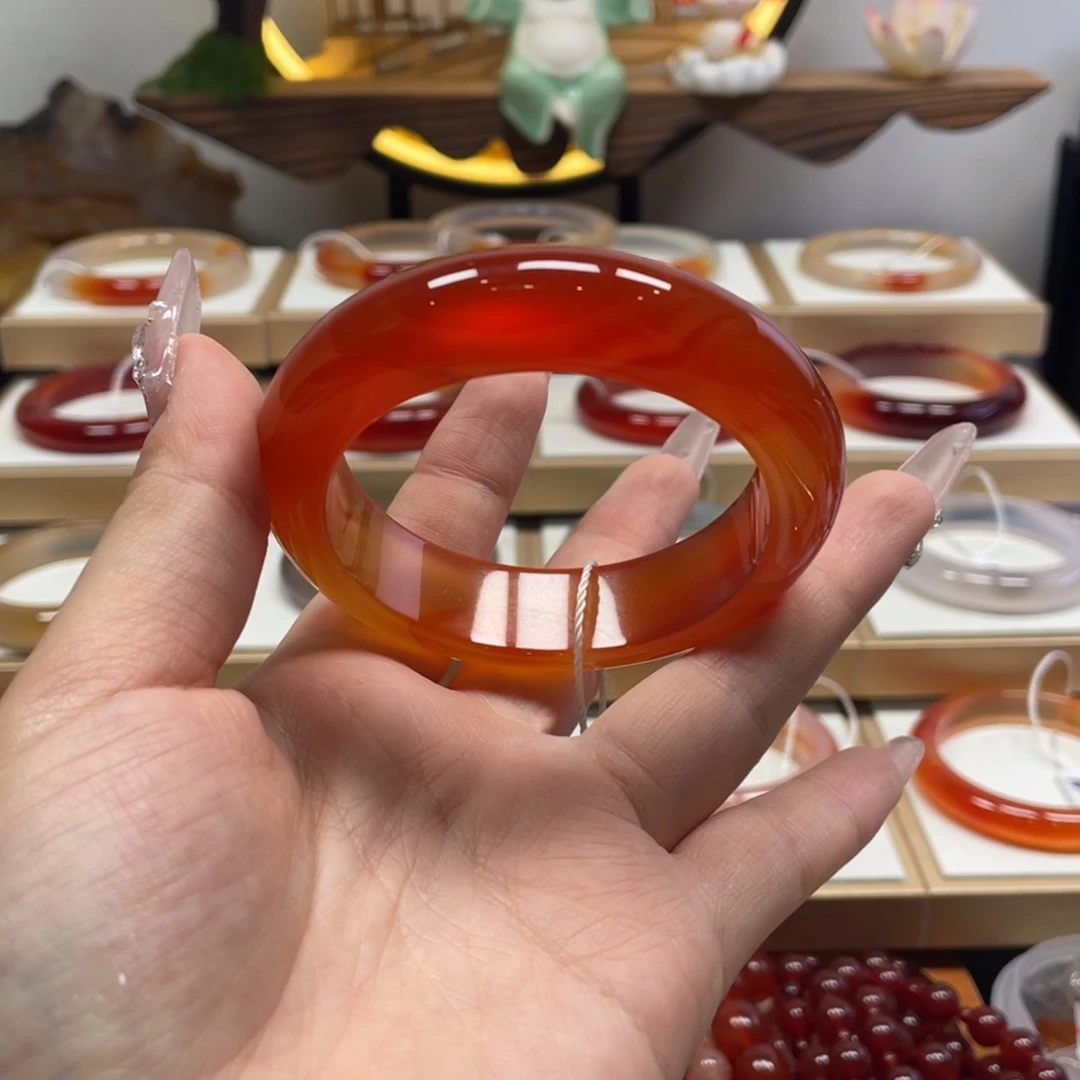 玛瑙/玉髓未镶嵌手镯