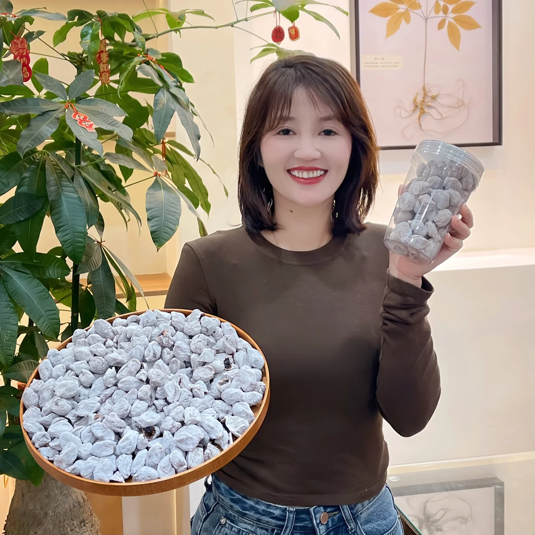 [妙妙]爆浆青梅葡萄梅子夹心葡萄干无核话梅蜜饯小零食好吃不腻