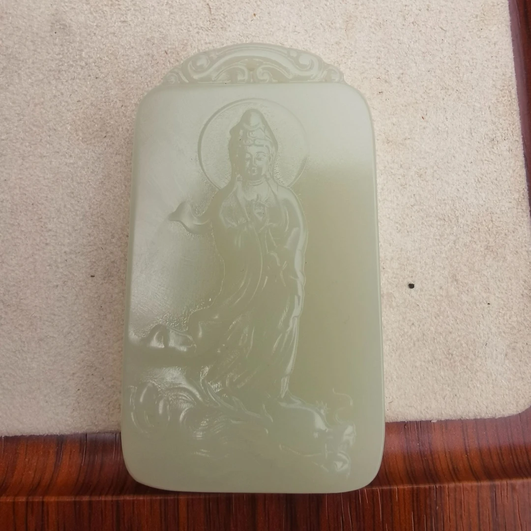 青海昆仑山御龙观音