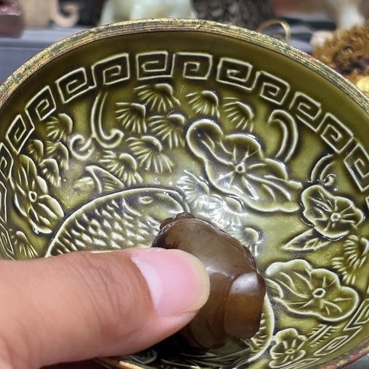 瓷片大**匠这几位朋友在这里做