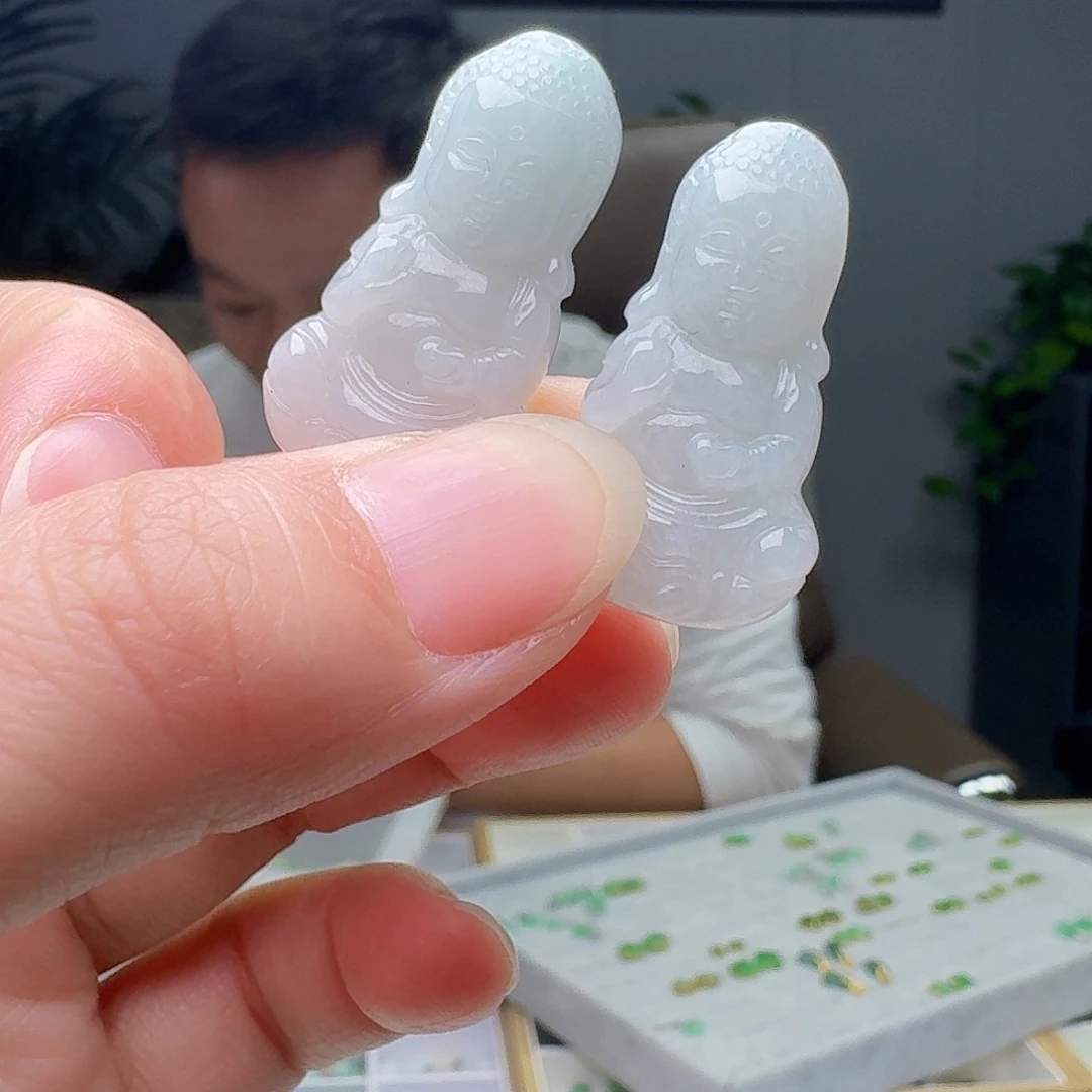 翡翠未镶嵌吊坠(不含链)多样性发货其一