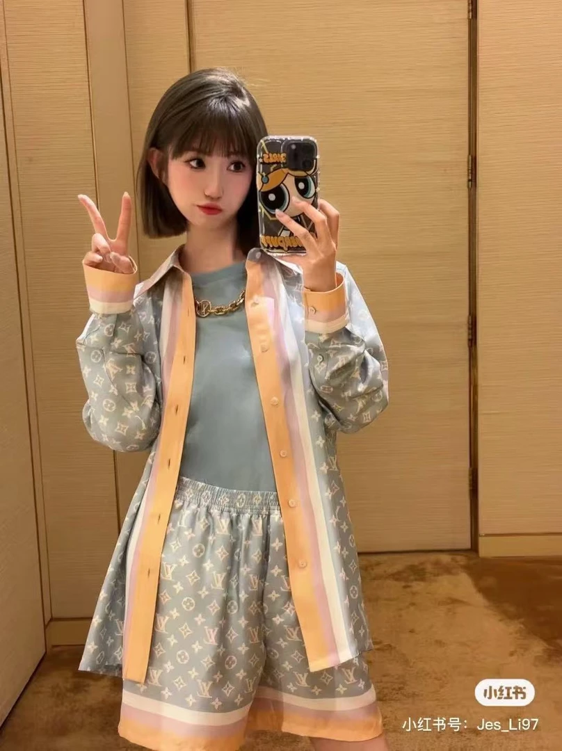 未使用 LouisVuitton/路易威登 葡萄籽奢潮/老花满印真丝衬衫/34