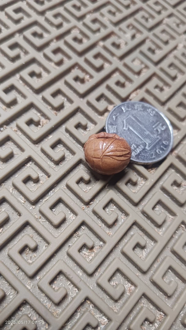 龙纹桃核纯手工雕刻竹报平安小桃篮，成人婴幼儿手链吊坠