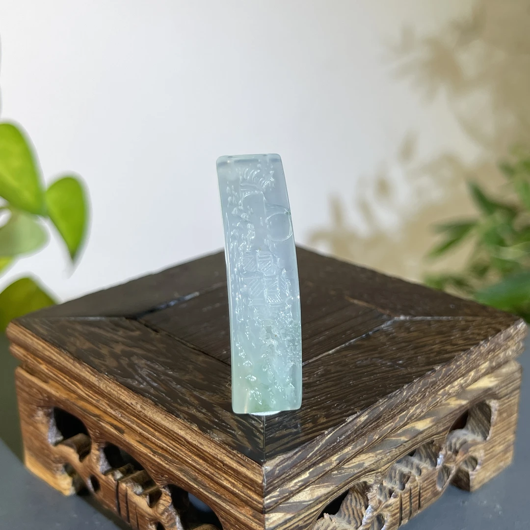 JTB05-111 天然缅甸翡翠A货 山水手牌