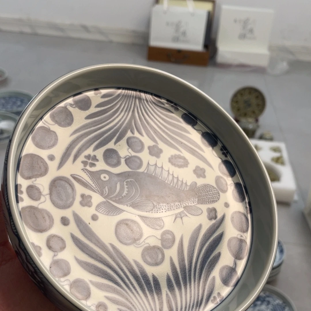 瓷片景德镇青花鱼藻纹大壶承