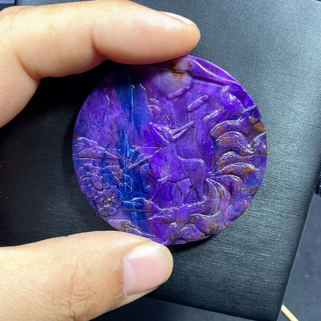 苏纪石（舒俱来）未镶嵌南非舒俱来玉化小九圆牌