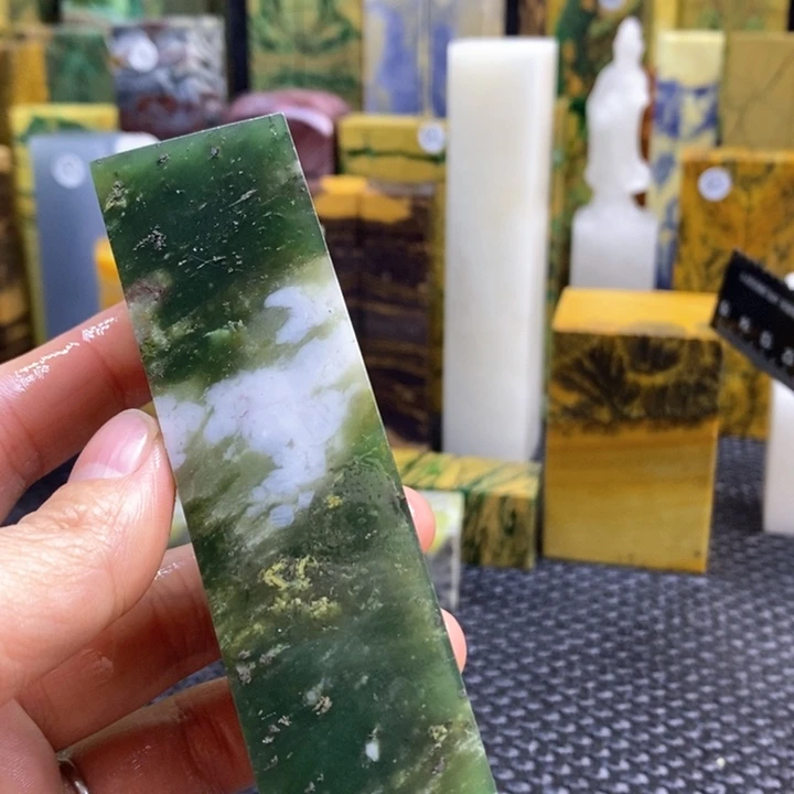 青田石心**贼青田石印章石