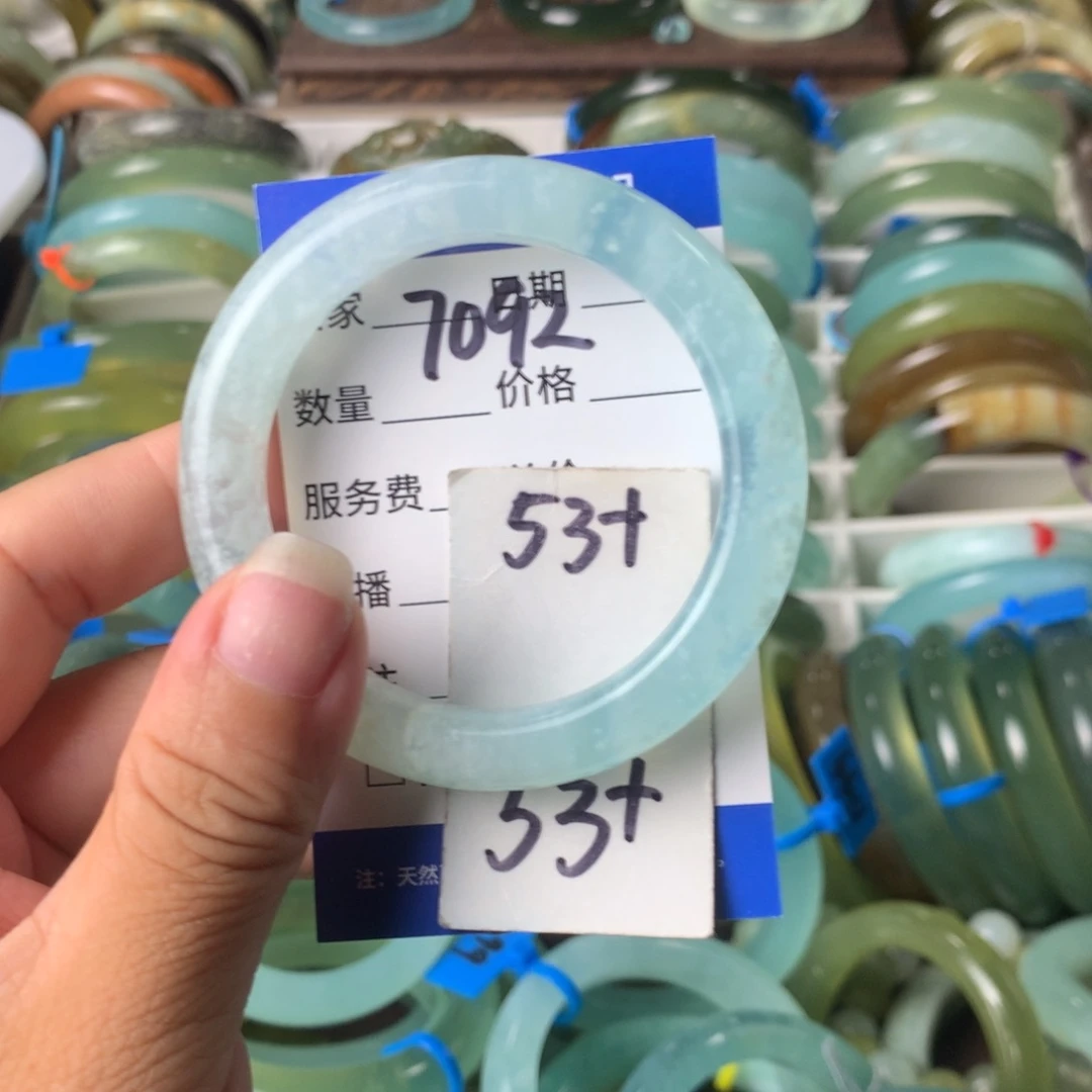 未镶嵌蛇纹石玉手镯7092