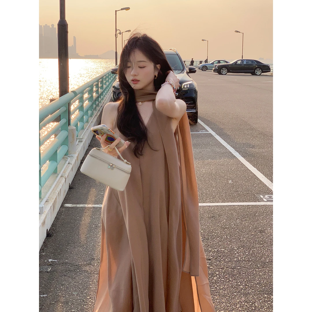 夏诗文 莱赛尔天丝飘带无袖V领宽松垂感A字连衣裙女