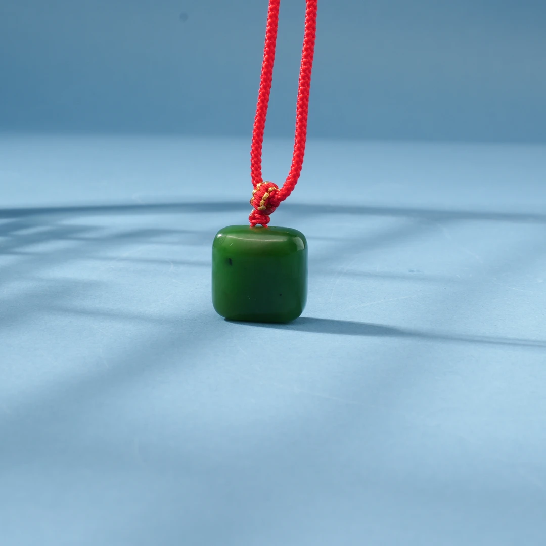 盟世玉【玉润方糖（小）】碧玉挂件