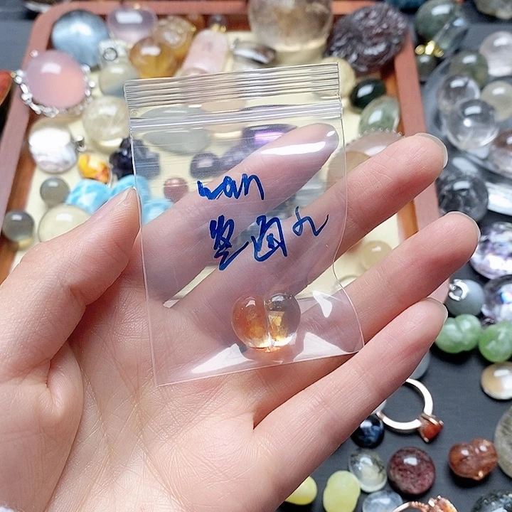 未镶嵌手链水晶w****i