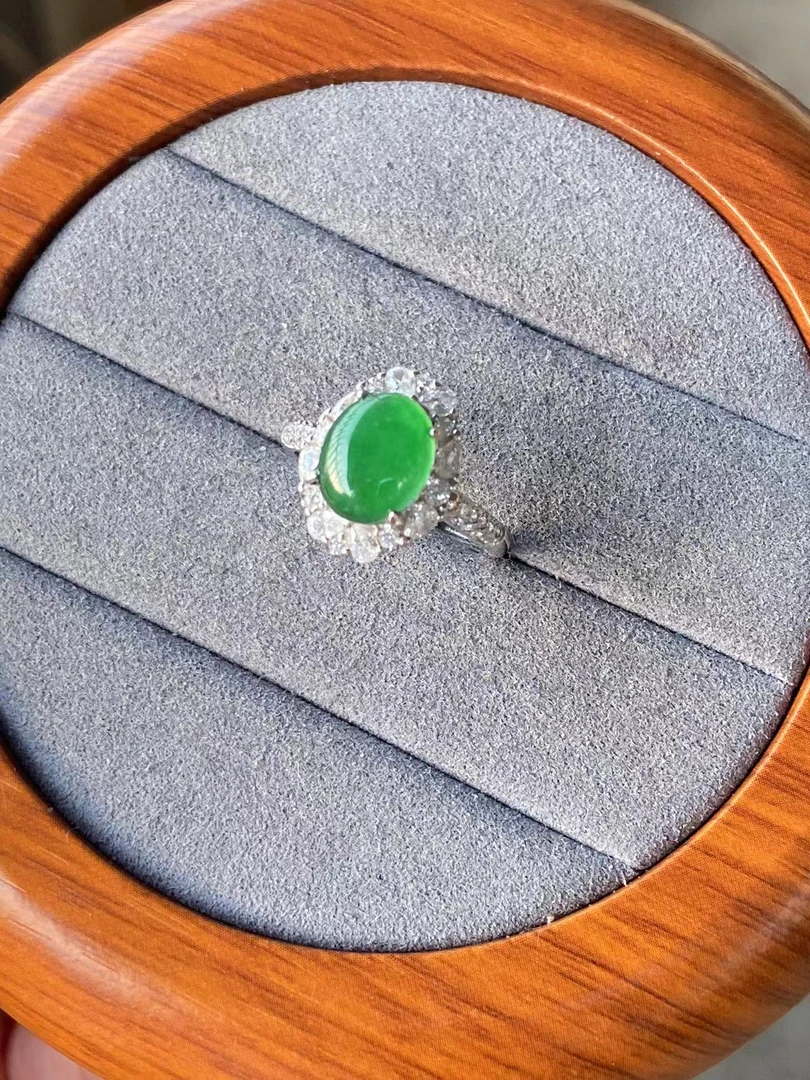 天然A货冰种满绿翡翠戒指S925银10×8mm