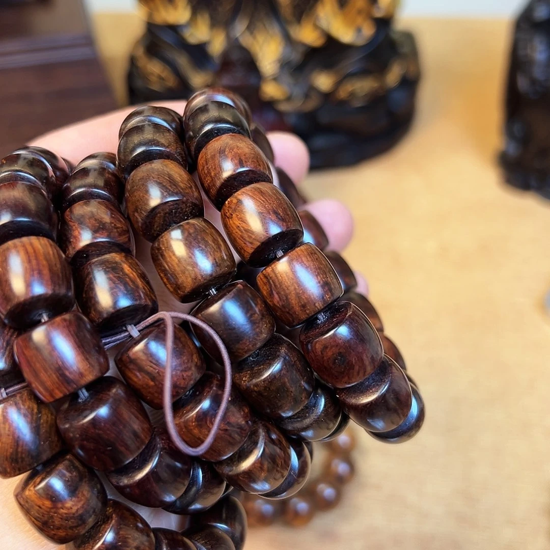 檀香紫檀（小叶紫檀）星*