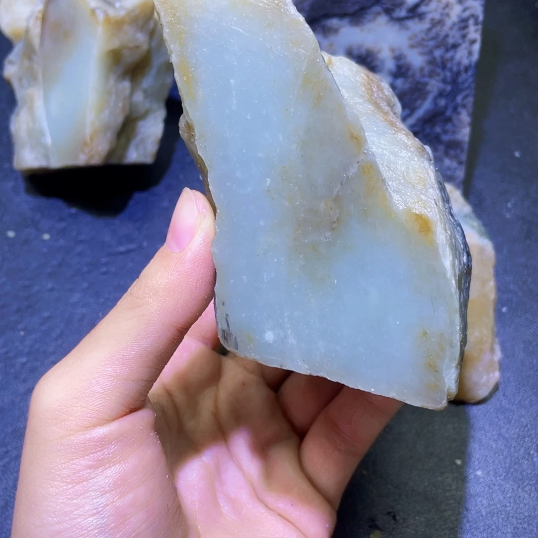 和田玉未镶嵌珠宝半成品