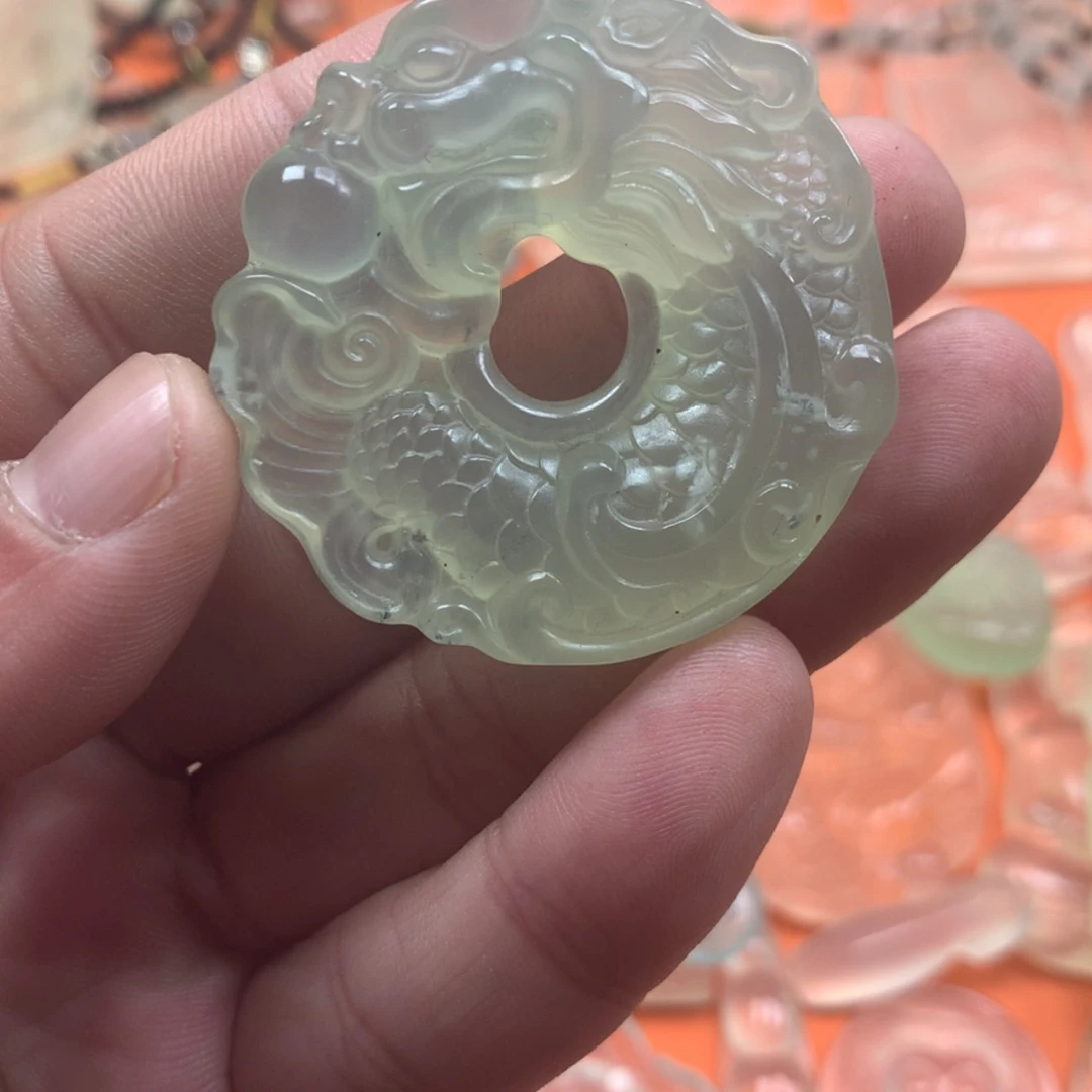 【闪购商品】未镶嵌蛇纹石玉颈饰