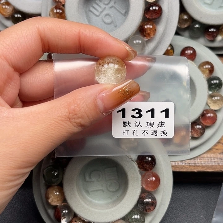 的***迪水晶吊坠(不含链)未镶嵌