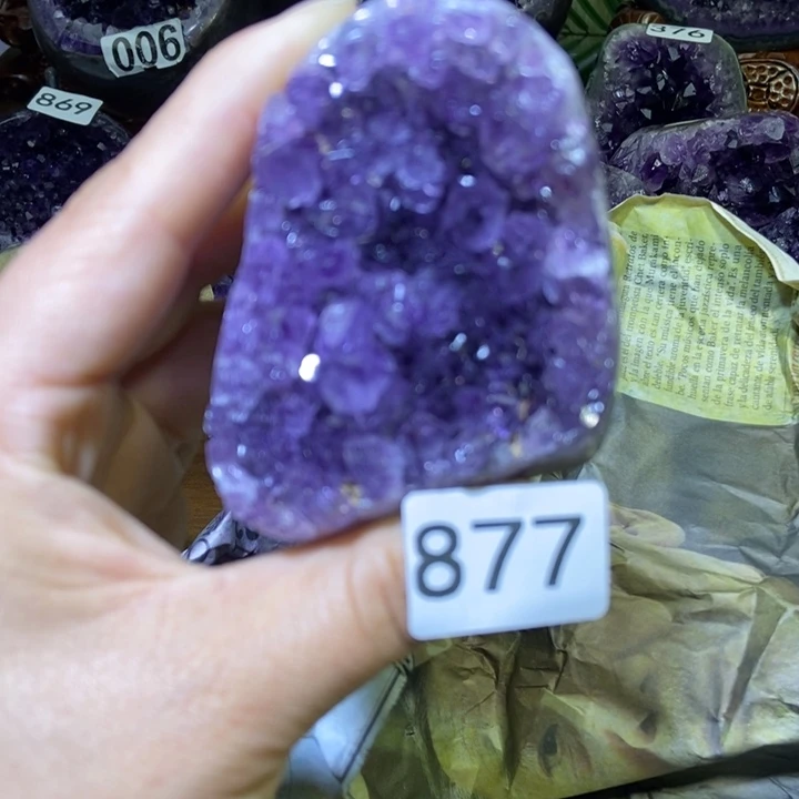 紫晶未镶嵌大型摆件（非配饰）