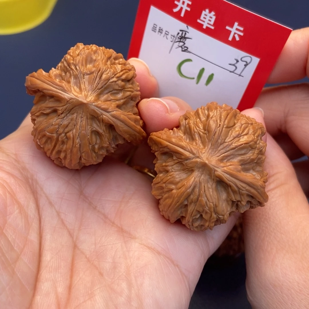 文玩核桃吊坠文玩核桃