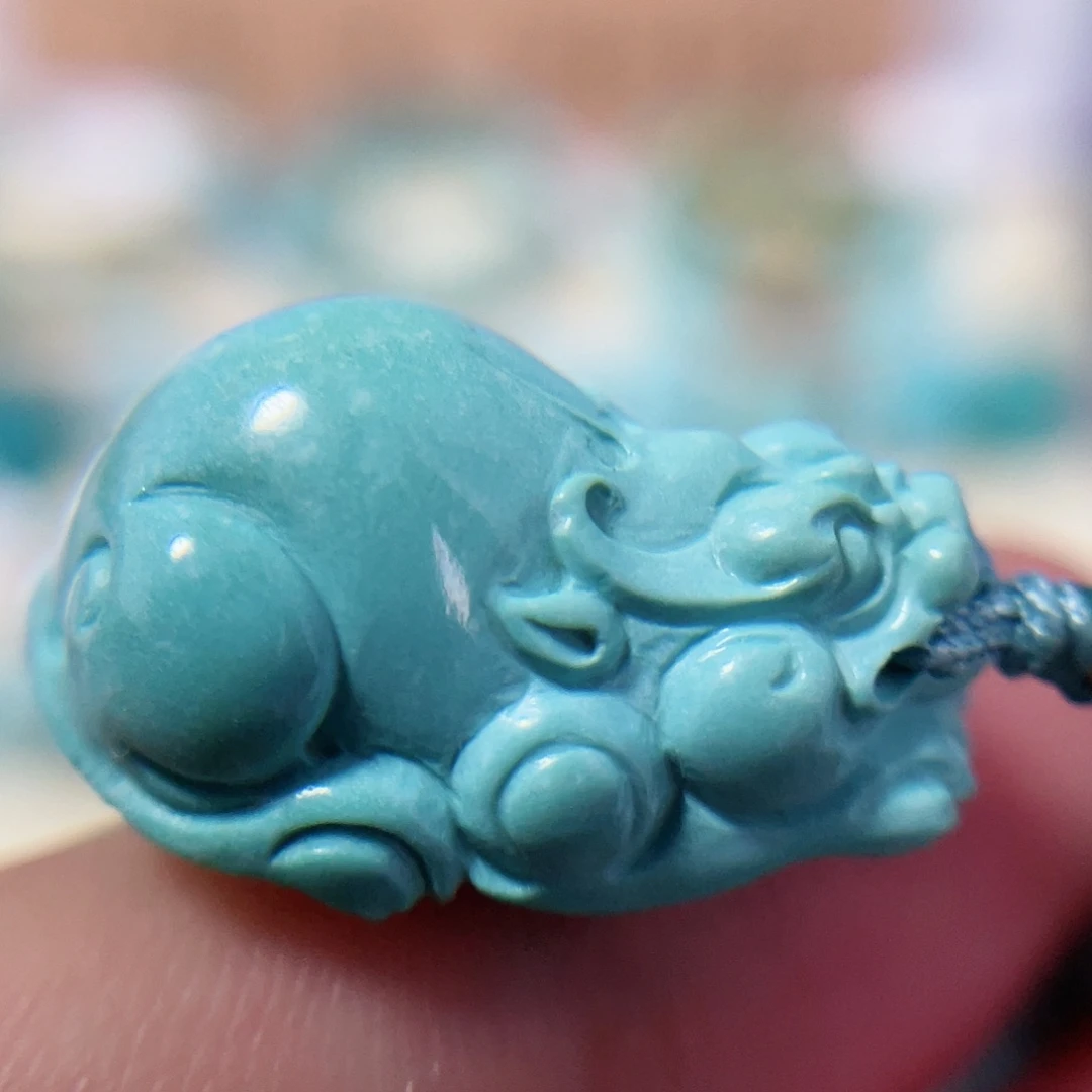 绿松石配饰未镶嵌