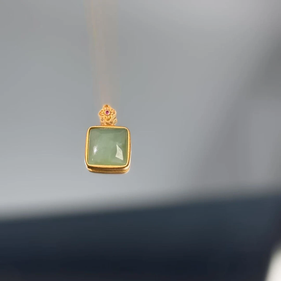 和田玉小方糖平安牌吊坠（不含链）ZZ017