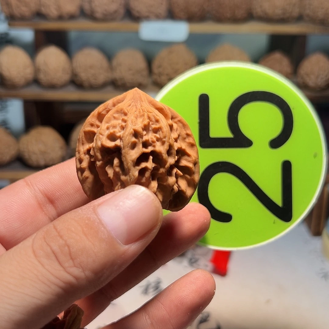 觉***悟文玩核桃，绿色25号