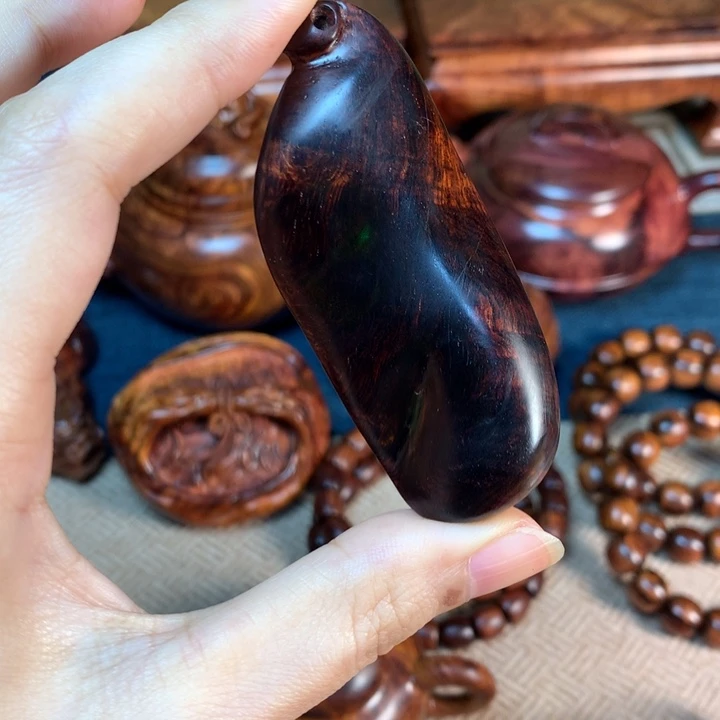 黄花梨/降香黄檀把件