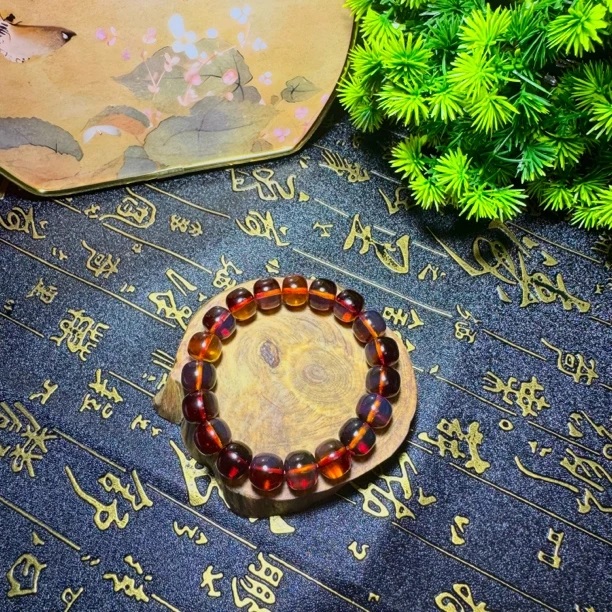 5A墨西哥红蓝珀绿膜变色龙老型手串11M