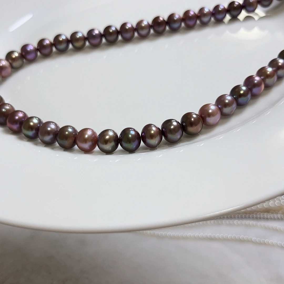 颈饰未镶嵌淡水珍珠8.3-9.3左右妖紫色显肤白