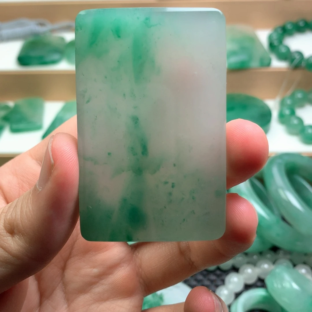 石英质玉吊坠(赠链)未镶嵌小*辉