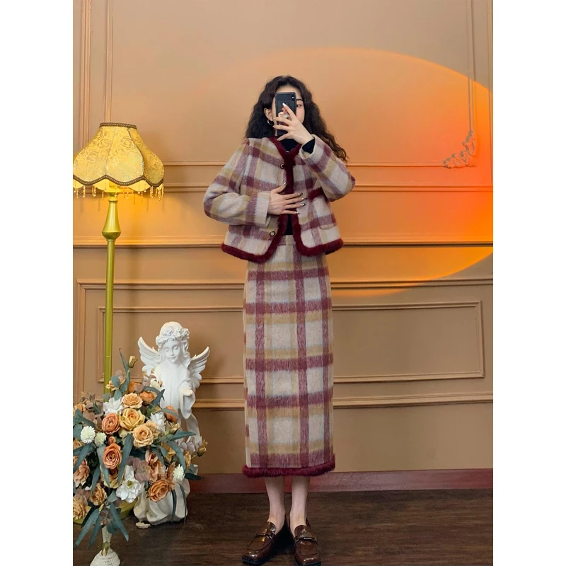 LAOXIAO服饰 【大艺术家】法式复古加绒加厚冬季名媛小香风套装M3