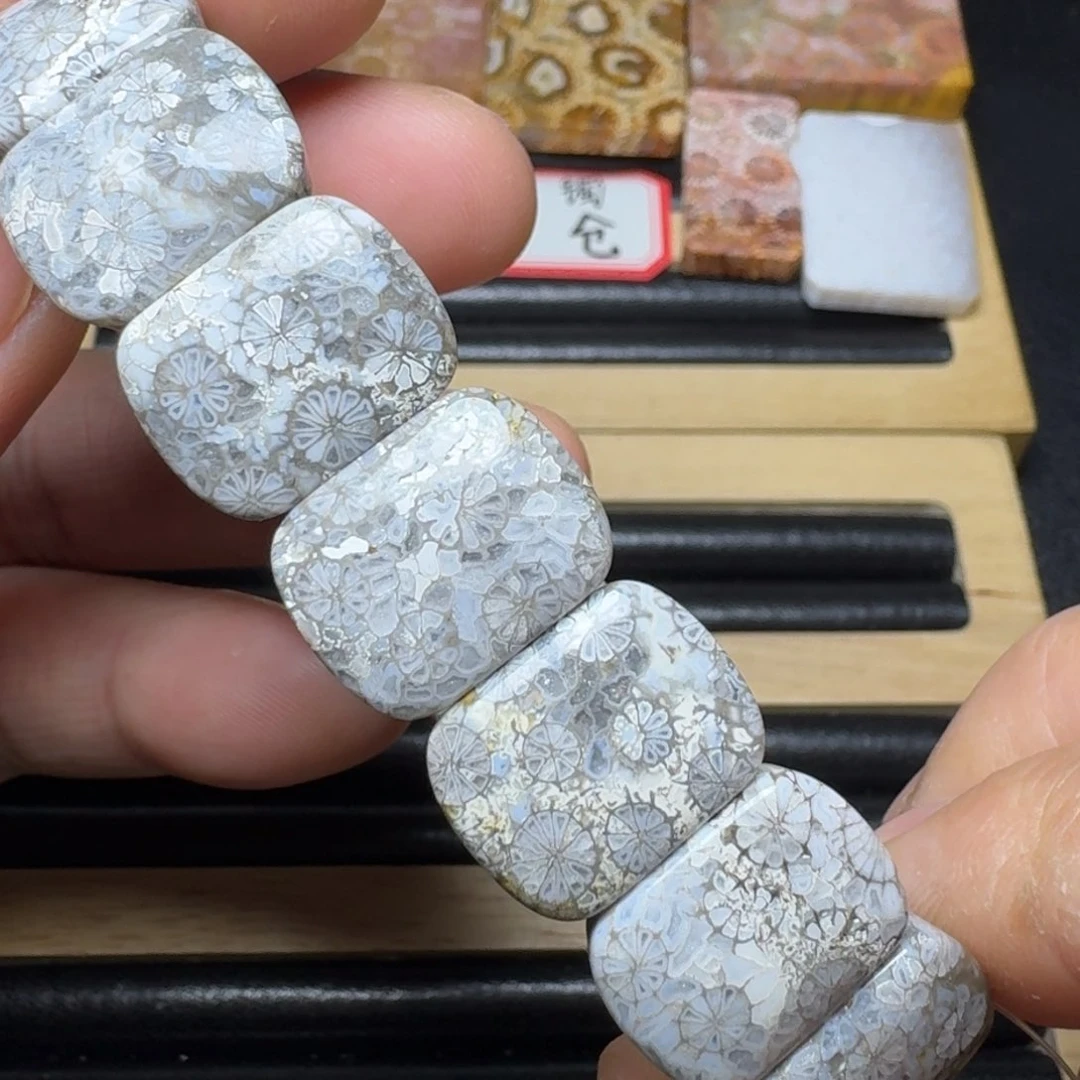 硅化玉纯天然色有机玉石未镶嵌