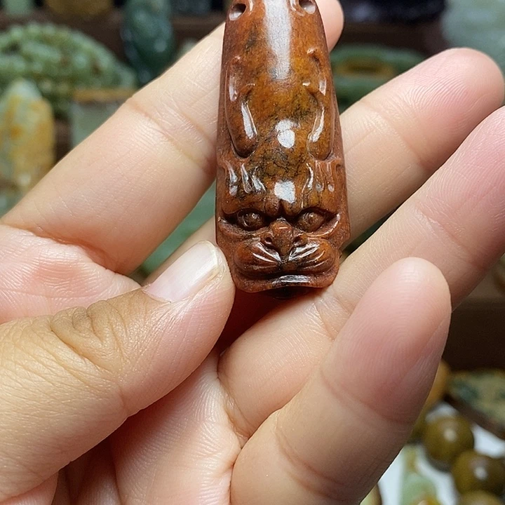 岫岩河磨玉（透闪石质玉）未镶嵌颈饰