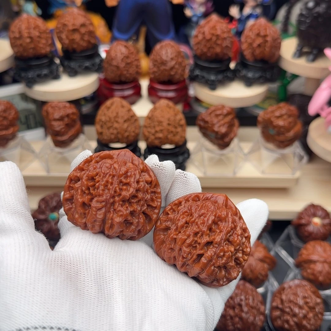 文玩核桃吊坠48红官帽