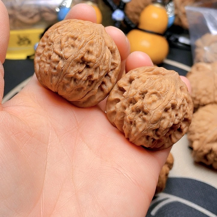 文玩核桃吊坠平谷寿桃