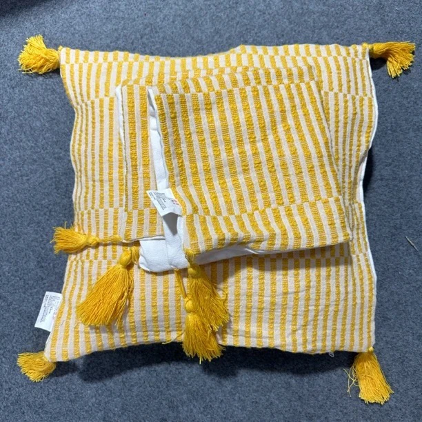 约45x45 黄色条纹流苏款棉质抱枕套 发一对