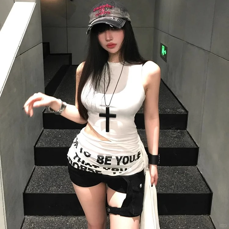 暗黑系木质十字架吊坠项链万圣节朋克哥特风毛衣链亚文化小众颈饰