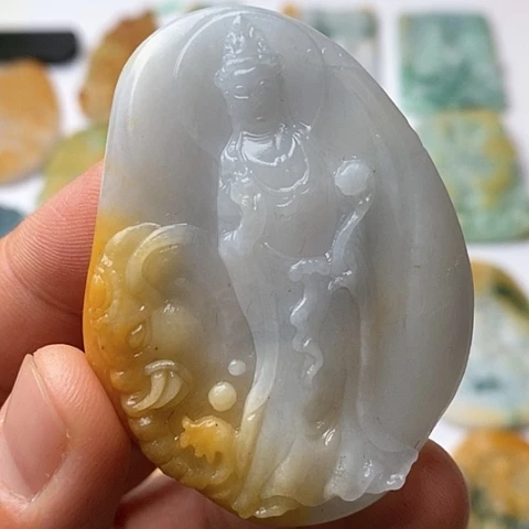 定制翡翠未镶嵌翡翠