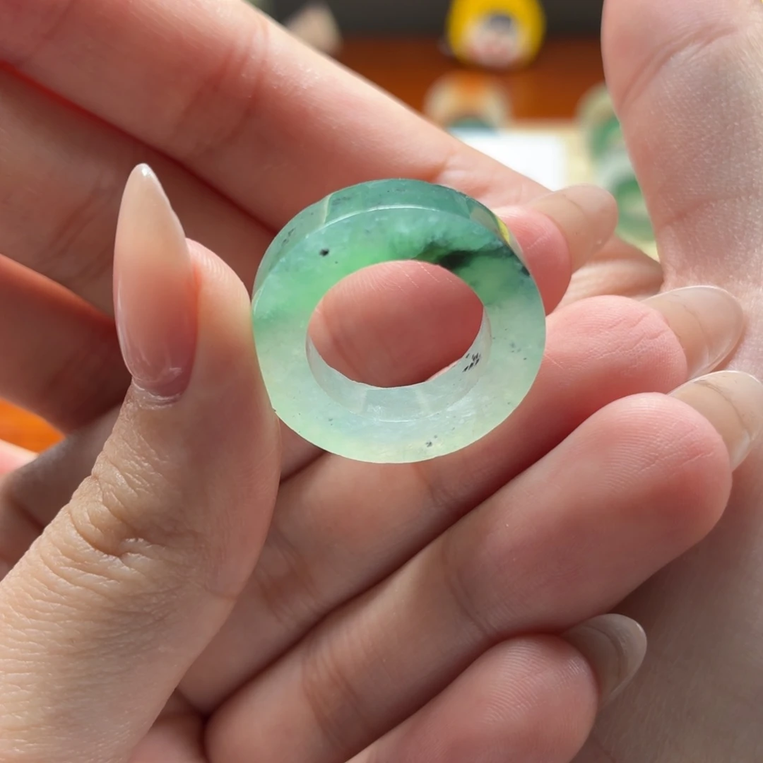 未镶嵌定制翡翠冰绿飘花 10-14